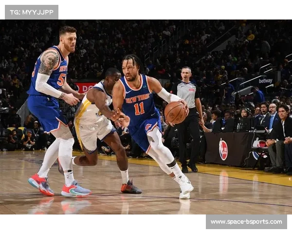 骑士尼克斯东部强强对话，米切尔布伦森上演得分大战