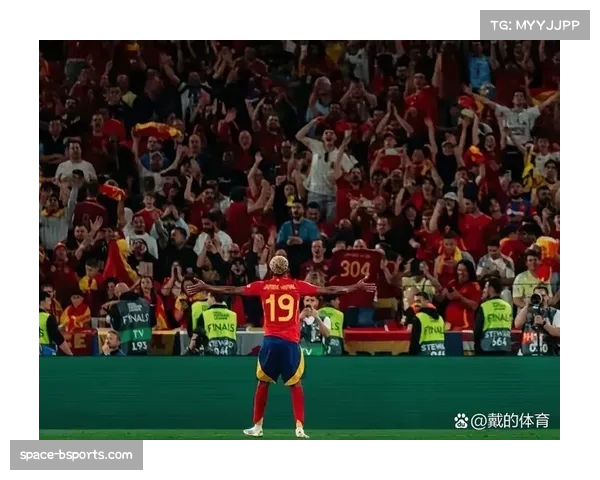 历史回顾:盘点近十年欧冠决赛,那些决定冠军归属的经典反击瞬间 历史回顾:盘点近十年欧冠决赛,那些决定冠军归属的经典反击瞬间